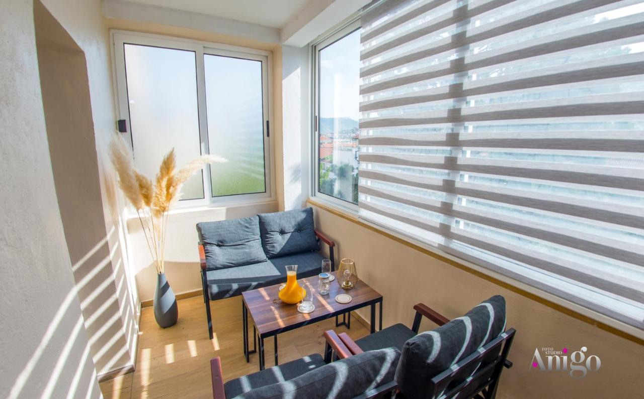 Luxury Apartment Black And Gold Mostar Kültér fotó