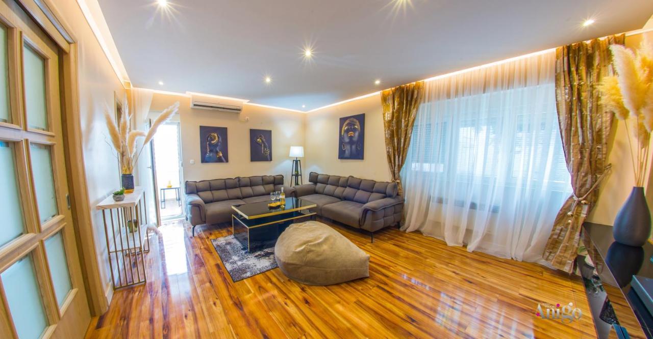 Luxury Apartment Black And Gold Mostar Kültér fotó